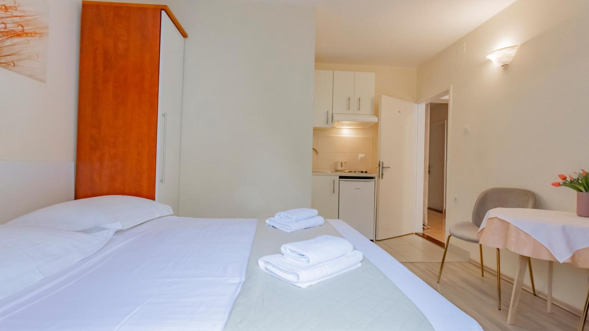 Baska Voda Apartments - Steps From The Beach, Free Parking, Central Location Exterior foto